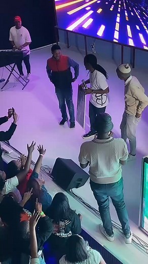 I went to support Zintle Kwaaiman IGEZA on her Birthday tour in Nkandla and these artists decided to surprise us with these beautiful artwork 😊❤️🫶 ow mani this is humbling | Betusile Mcinga