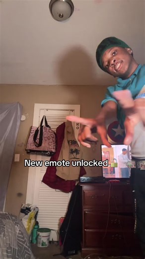 New emote has been unlocked chat the dip#fypagefyppppppppppppppppppppppp #dede_be_trolling_ #relatable #comedyskit #xyzbca