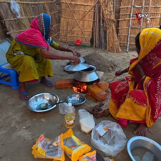 718K views · 24K reactions | এখানে নেই আধুনিকতার ছোয়া তাইতো তাদের জীবন যাপন মায়া মমতায় ঘেরা | Sky Documentary | Facebook