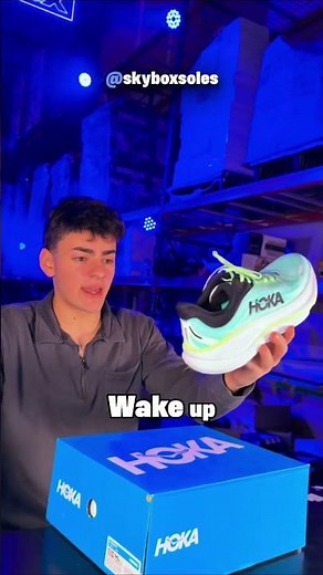 $1 Auction: 10 1/2 Men HOKA Shoes?! | Black Friday Sneaker Deal Goes Crazy