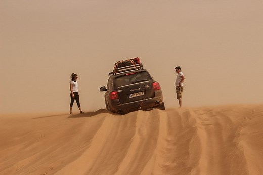 Tow Strap Vs Recovery Strap / Step-by-Step Guide