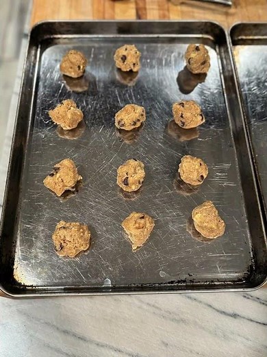 It’s always a good time to make 100% freshly-milled whole wheat, chocolate chip cookies! 😉😋