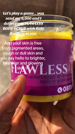 Our Flawless Body Scrub is powered by physical and chemical exfoliants that helps to get rid if dead skin cells, rejuvenate skin, fades pigmented areas, broghtend and glows the skin Suitable for all skin types #bodyscrubs #turmericbodyscrubs #naturalskincarevendorinibadan #laranabeautyhub