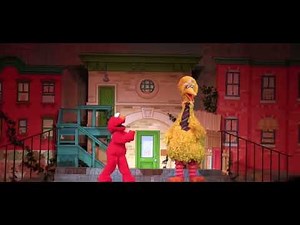Sesame Street Live when Elmo grows up (opening/sesame street theme)