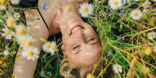 Sore throat, dry cough? Hay fever could be to blame.