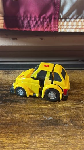 Bumblebee transformation posting a stop motion every day till I hit 1K subscribers part five#autobot