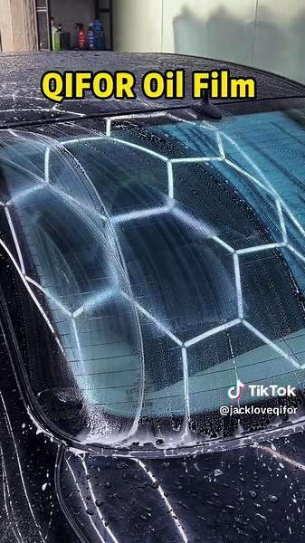 How to Clean Your Car Mirror After Rain