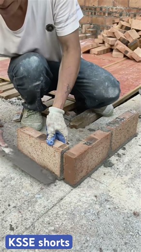 The Hardest Part of Bricklaying Happens First 🤯🧱 #Construction #Masonry