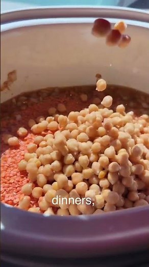 Easy Pumpkin Chickpea Curry #plantbased #slowcookerrecipe #easyveganmeals