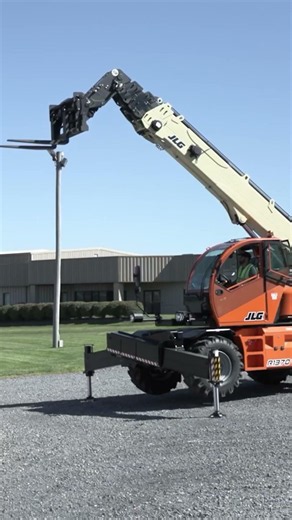 Stay safer on the job site with our new JLG® University YouTube channel. 🦺 #JLG #JLGLift #Shorts