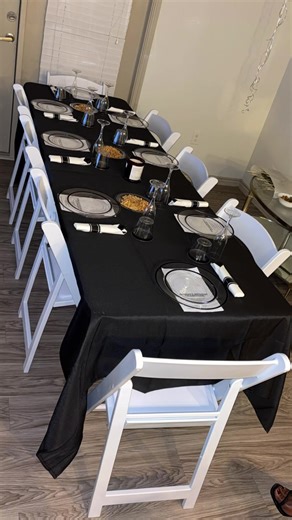 Black & white, but always giving luxury 🤍🖤 Dinner done right! A little sophistication, a little celebration. Timeless. Chic. Effortless. Lux vibes👌 #houstonpartyrentals #HoustonEvents #pearlandtx #eventrentals #houstonpartyplanning