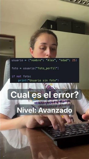 Cual es el error de este código con Python con diccionarios? 🤔
