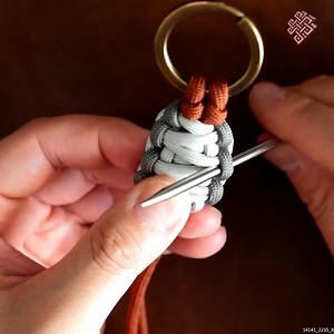15K views · 300 reactions | The Perfect Keychain For The STAR WARS Fan | The Weavers of Eternity Paracord | Facebook