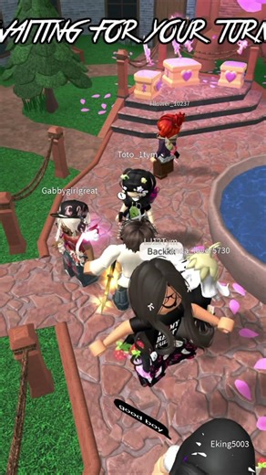 I GAVE HER A FREE GODLY-#roblox #mm2 #mm2viral #viral #shorts #trending #mm2fyp #robloxviral #mm2fyp