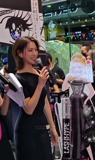 💛Today I specifically put on KISS ME mascara, just in case I get to KISSYOU #emibonnie #bonnie #emi