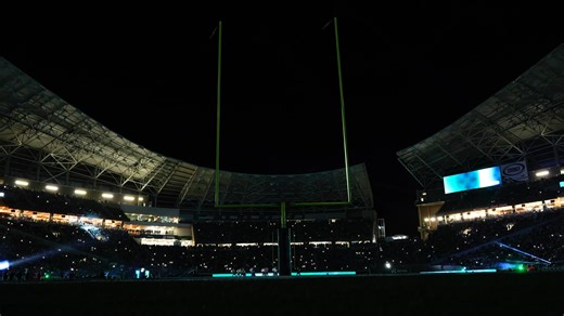 Friday Night Lights. 😍 WestJet Thanksgiving Weekend | #CFL | CFL