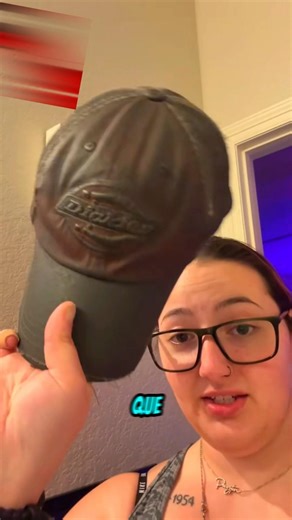 This man went too far with that hat 😱😂