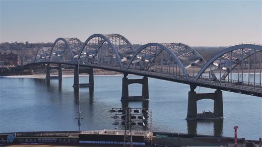 Iowa bill would increase penalties for fleeing from police across state lines