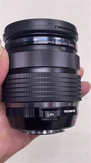 奥林巴斯12-40mmF2.8 PRO评测如何？开箱实拍惊艳！95新二手值得入手吗？