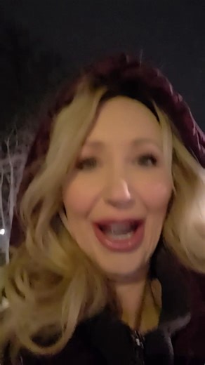 Snow in West Chester PA! Leaving HSN at 2am and I'm back on-air in 8am- YIKES!! #HSN #TVHost #Snow #snowfall | Lori Leland