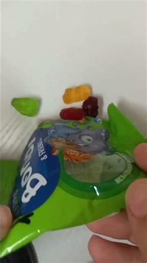 Bondi Gummy Candy ASMR 🍬 Sweet & Chewy #asmr #gummyasmr #candyasmr#sweetasmr #chewyasmr