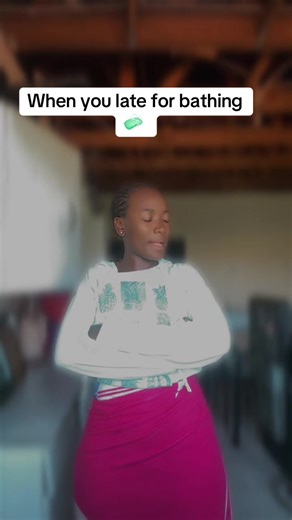 #Matron when u late for bathing 🧽