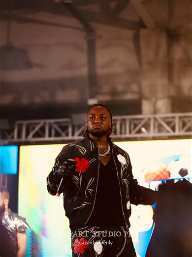 Clifenly LAZARD | L'euphorie quand @teddyhashtag509 est là !🔥🔥🔥🔥 📽 : @lazard.clifenly #teddyhastag #ready #haiti #mizik #haitian #hmi | Instagram