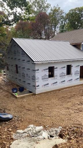 𝑴𝒐𝒓𝒆 𝒓𝒐𝒐𝒎 𝒕𝒐 𝒍𝒊𝒗𝒆, 𝒈𝒂𝒕𝒉𝒆𝒓, 𝒂𝒏𝒅 𝒈𝒓𝒐𝒘 🤍 This home addition added a brand-new living room, bathroom, and plenty of extra space for this family to enjoy for years to come. No matter your vision, we’re ready to bring it to life. | JJ Builders
