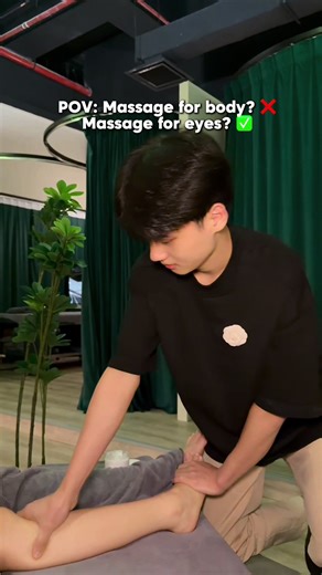 Eye Massage Techniques for Relaxation and Relief