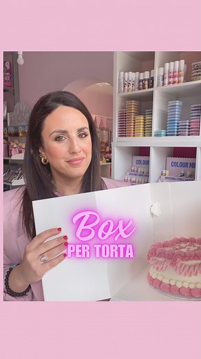 Fashion cake on Reels