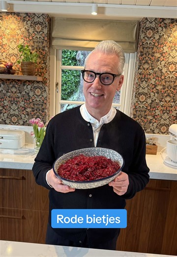 Ouderwetse rode bietjes bereiden voor 4-6 personen