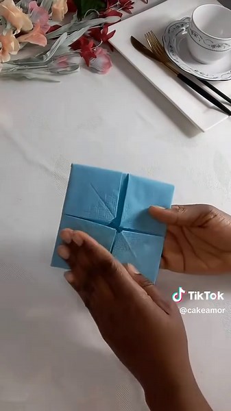 Easy DIY Napkin Folding Ideas for Creative Table Settings