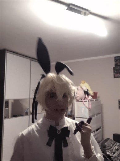 Amazing Luka Cosplay at Alien Stage