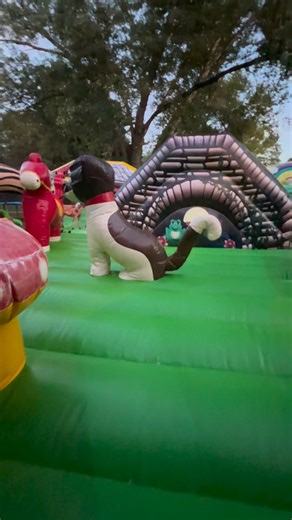 🚜🐄🐷🌾🐓🐂🐑 📸 take a virtual tour of “The Farm”! This inflatable is by far one of our most popular! 🌳 it features a ball pit, a slide, tunnels & more! 🧗‍♂️ more like a toddler obstacle course! This is great for kiddos up to around age 5(ish). 📲 Questions? Messsge us for info, pricing & booking! ✅ LICENSED, INSURED & INSPECTED! | Bouncing off the Walls: Party Rentals