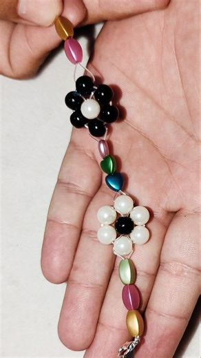 Day 10 Bracelet/ New Style bracelet for girls. #braclelet #harekfriendkaminahotahai #ikbrandkpk