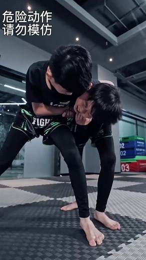 愿每個孩子都能擁有保護自己的能力！#格斗 #少兒搏擊散打 #少兒防身術 | 群狼搏击格斗