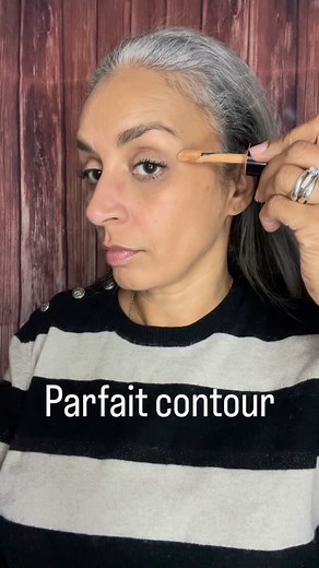 Le contouring parfait pour moi MAIS : Aucun contouring ne fonctionnera si tu n’as pas de bonne base ! J’ai fait un tutoriel sur comment préparer ta peau pour le maquillage - écris BASE et je t’envoie l’accès en DM 懶 #coragbeauty #conseilbeaute #beauty #mumof6 #makeuptutorial | Coralie Guiton | Facebook