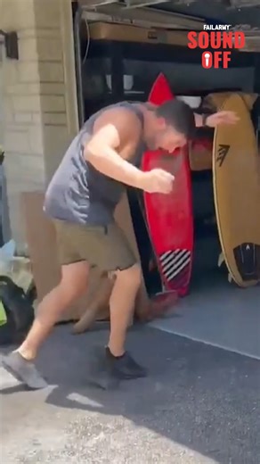 47K views · 328 reactions | Big man afwaid of a wittle mouse? | FailArmy | Facebook