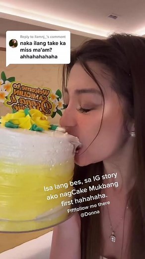 Reply to @llamnj_ ganito po talaga kumain ng cake hahahahhaaha! Have u seen the new upload? You know where to find it ;)