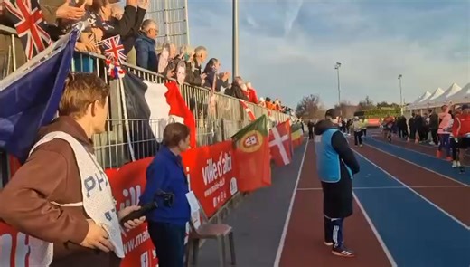 Sarah Webster (GBR) set new IAU World Record in Albi and she is still going.... | IAU - International Association of Ultrarunners
