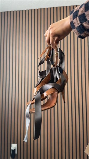 Nae 🎀 on Instagram: "Kicking off the year not only clearing out my closet but adding new gems from @therealreal 😍 These are TOO good! #trrpartner #gifted #shopaholic #unboxing"