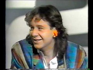 SIMPLE MINDS Interview with JIM KERR 1986 Antenne 2 France