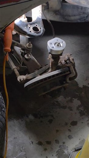 3" height kit #NissanD21 #NissanHardbody