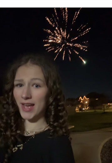 Leaving 2025 in the past #prettygirl #newyear #2026 #fypシ゚viral #lypsync