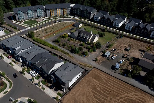 Americans staying put: US home turnover rate at lowest level in decades as housing slump drags on