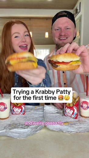 Rating His Spongebob Laugh | Hannah and Regal Comedy Video