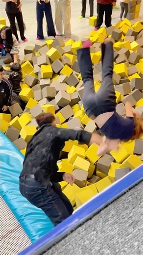 #6553Looking at the simple game, it is actually a little difficult. What do you think? #funny