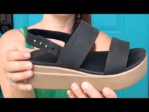 Crocs Women’s Brooklyn Low Wedges, Platform Sandals Review