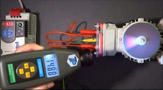 Moteur Asynchrone ou Synchrone : nombre de (paires) Pôles