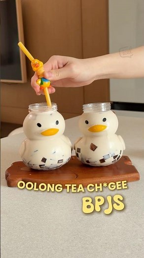 Oolong tea 3 bahan🤣🤛🏼 kok enak!! #oolongtea #resepsimple #recipeoftheday #chagee #drinkhack